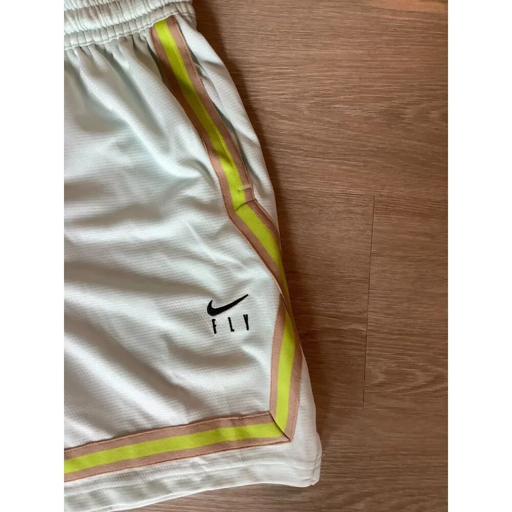 Nike Dri-FIT Fly Crossover Women's Light Blue Basketball Shorts Size XS - Picture 3 of 4